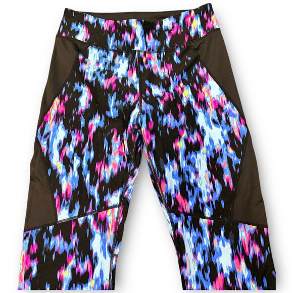 EUC Calvin Klein Performance Quick Dry Capri Leggings – XL – Multicolor - Picture 3 of 5